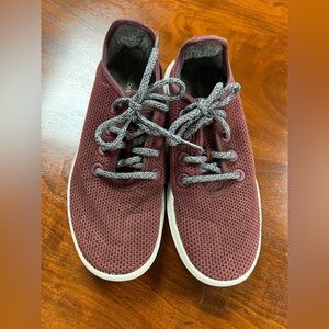 listing-status-banner